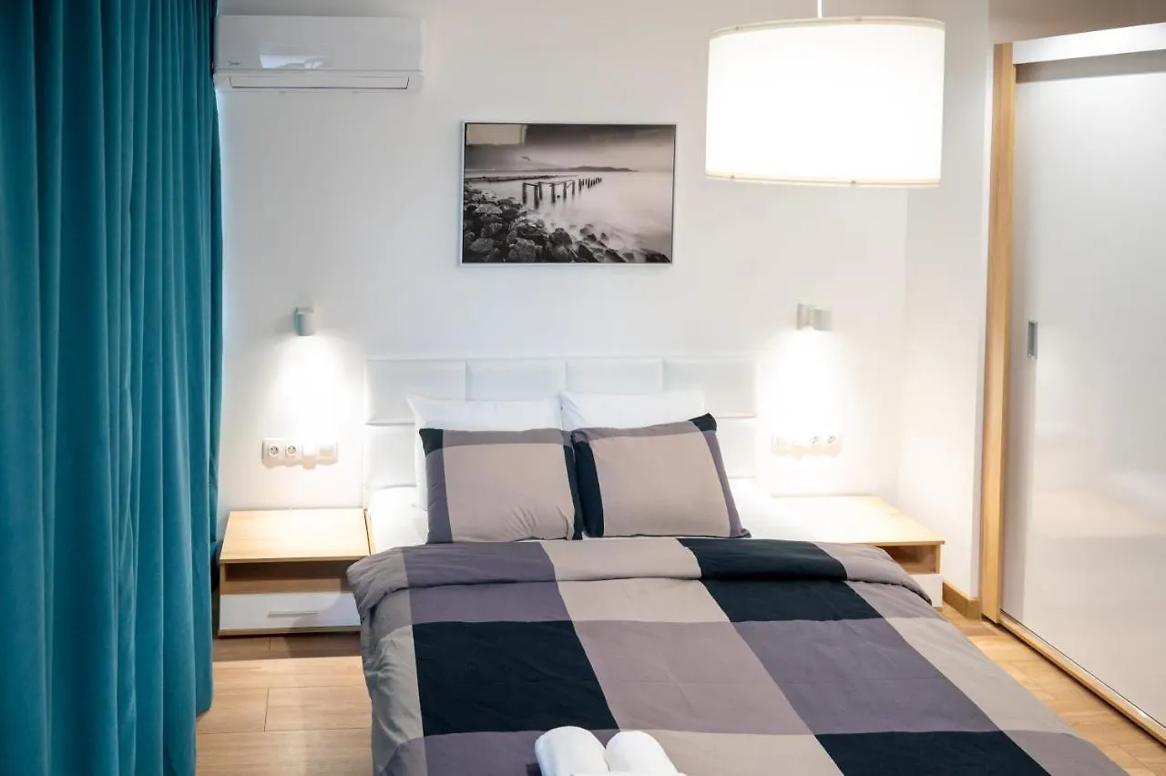 Modern And Cozy 1Bdr Apartment In The City Center Sofia 0*,